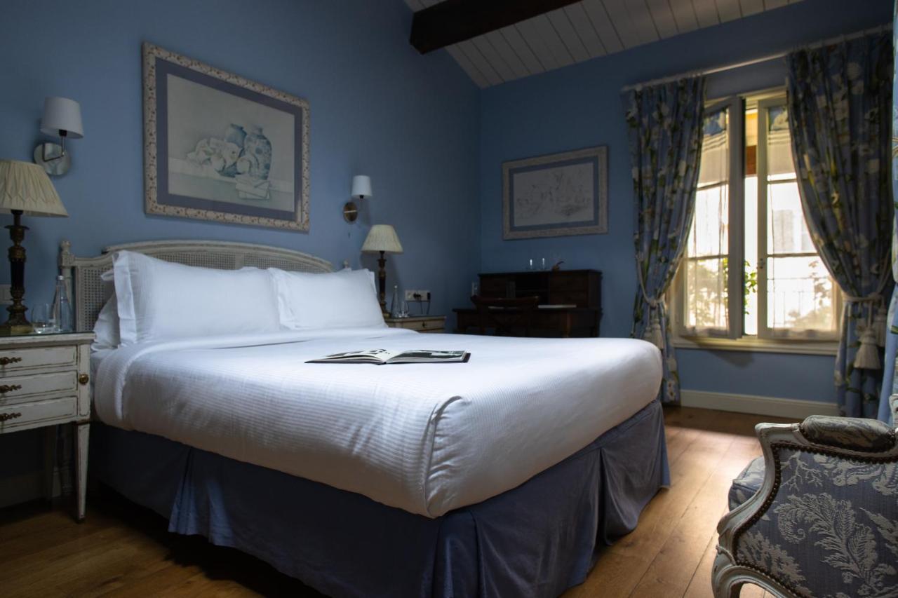 Hotel De Toiras سان مارتن دو ر الغرفة الصورة