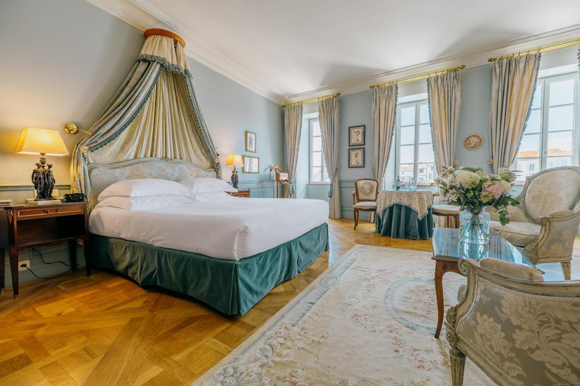 Hotel De Toiras سان مارتن دو ر المظهر الخارجي الصورة