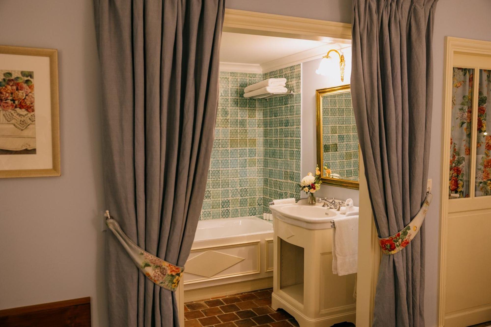 Hotel De Toiras سان مارتن دو ر المظهر الخارجي الصورة