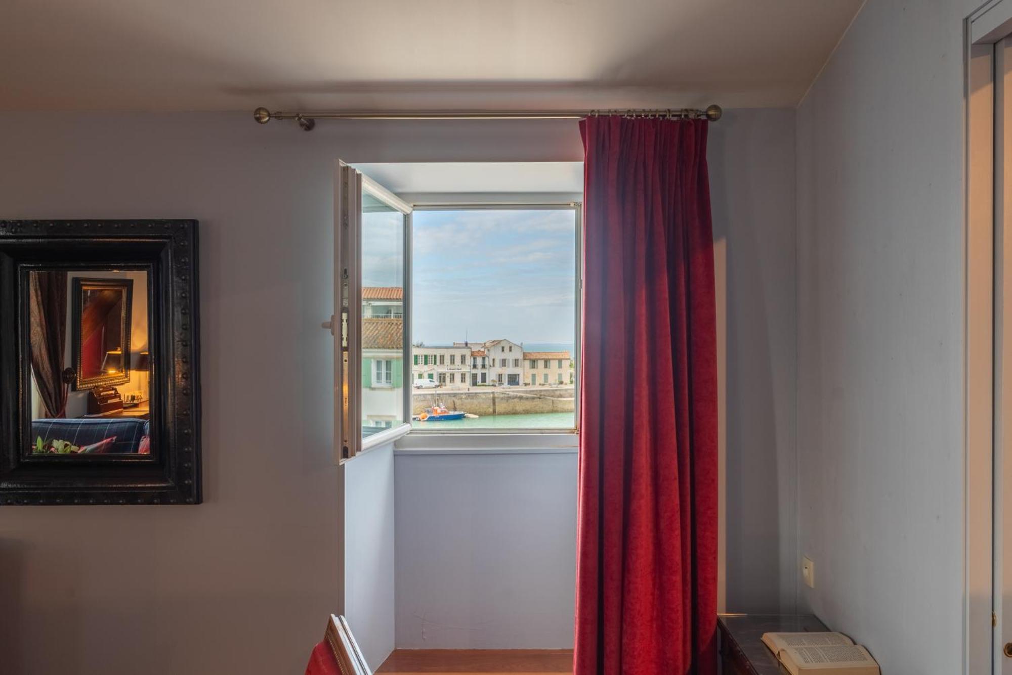 Hotel De Toiras سان مارتن دو ر المظهر الخارجي الصورة